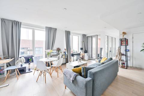 1 bedroom flat to rent, Sayer Street, Elephant and Castle, LONDON, SE17