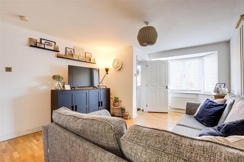 3 bedroom end of terrace house for sale, Bronte Close, Nottingham NG10