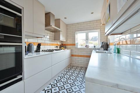 3 bedroom terraced house for sale, Sotheron Road, Watford, WD17