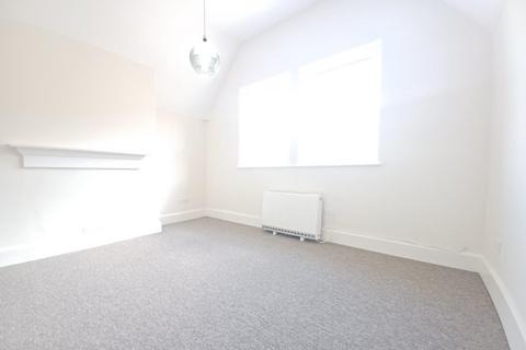 2 bedroom apartment to rent, Grove Street, Somerset BA2