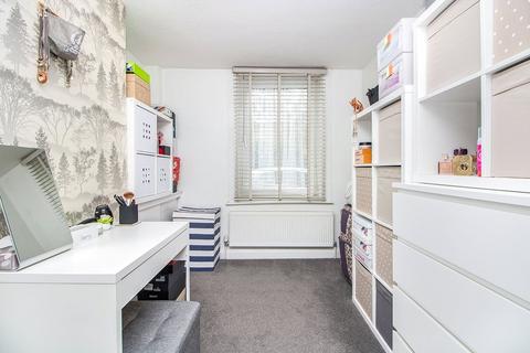 1 bedroom terraced house for sale, Sandling Road, Kent ME14