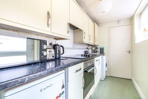 1 bedroom terraced house for sale, Sandling Road, Kent ME14