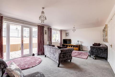 5 bedroom detached house for sale, Kent Road, Nottingham NG3