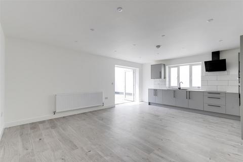 2 bedroom detached bungalow for sale, Merchant Street, Nottingham NG6