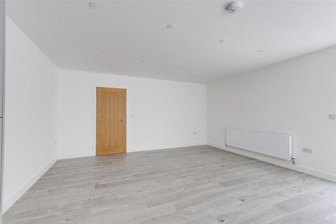 2 bedroom detached bungalow for sale, Merchant Street, Nottingham NG6