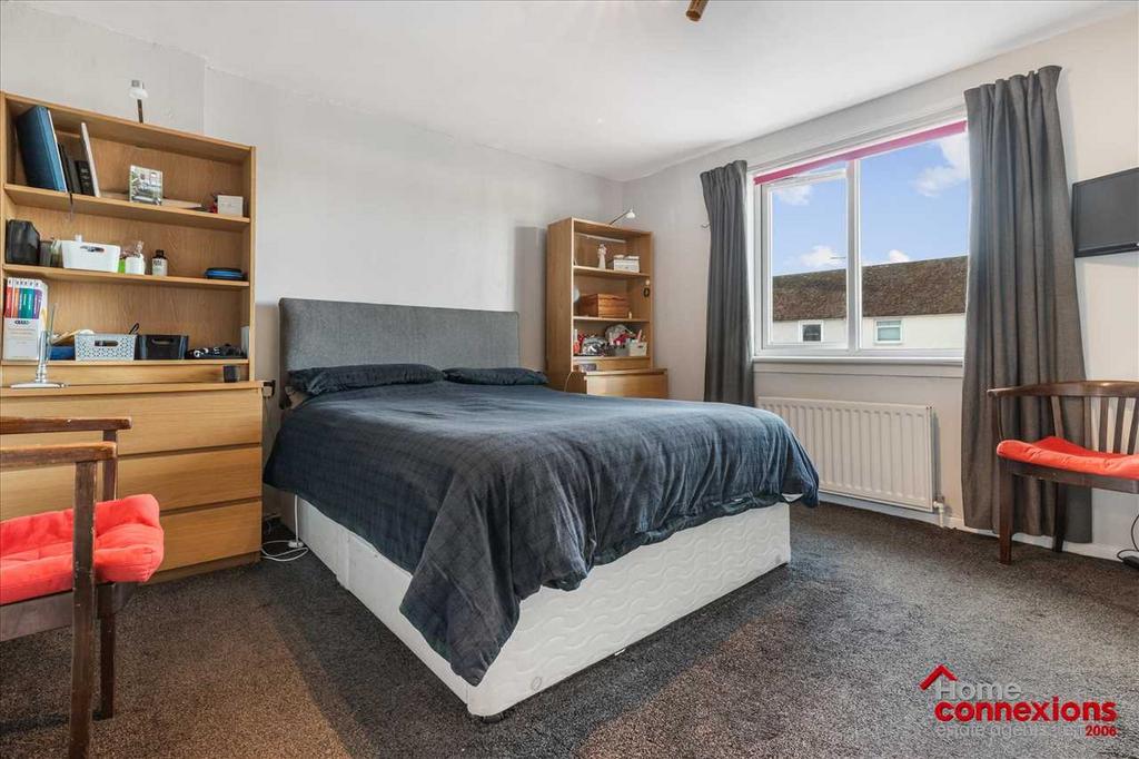 Bedroom One (1)