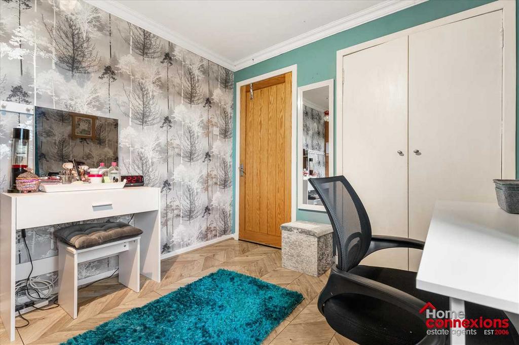 Bedroom Two (2)