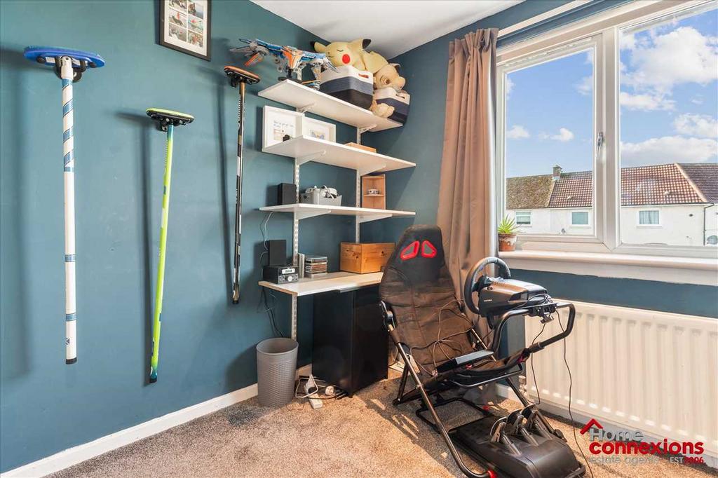 Bedroom Three (2)