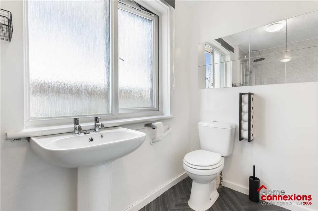 Bathroom (2)