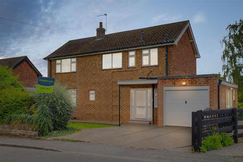 Rushcliffe Avenue, Nottingham NG12