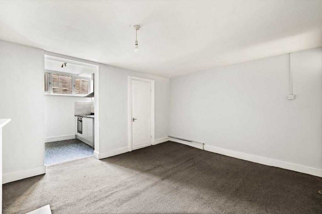 Living/dining room