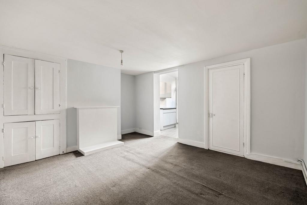 Living/dining room