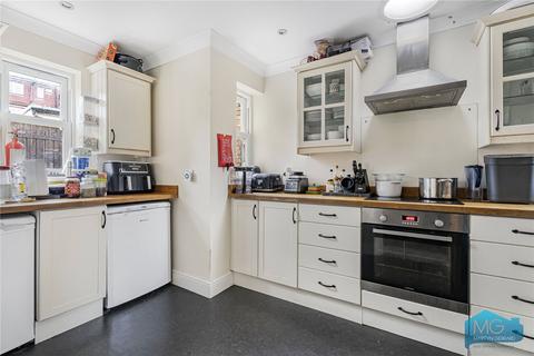 4 bedroom house for sale, Towton Mews, Bounds Green, N11