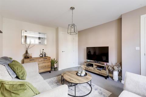 undefined, Bass Close, Nottingham NG15