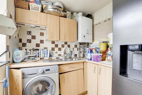 5 bedroom detached house for sale, Gertrude Road, Nottingham NG2