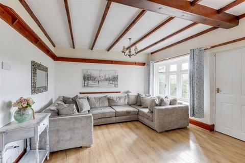 3 bedroom detached house for sale, Forest Road, Nottingham NG17
