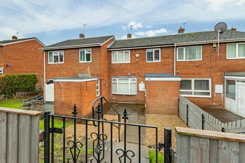 3 bedroom terraced house for sale, Linton Road, Wakefield, WF1