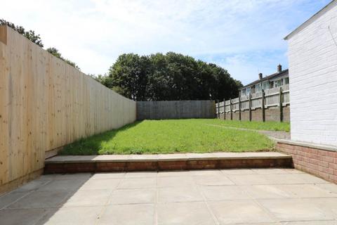 3 bedroom end of terrace house to rent - Lougher Place, St Athan, Vale of Glamorgan