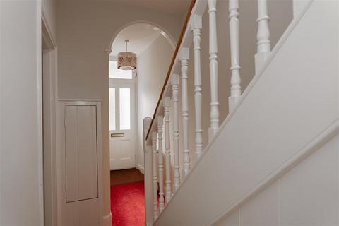 undefined, Deerings Road, Reigate