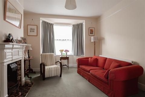 4 bedroom semi-detached house for sale, Deerings Road, Reigate