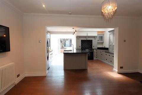 undefined, Coopers Hill, Ongar