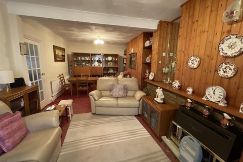 3 bedroom detached house for sale, Myrtle Hill, Llanelli SA15