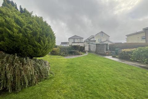3 bedroom detached house for sale, Myrtle Hill, Llanelli SA15