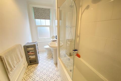 1 bedroom flat to rent, St Botolphs Road, Worthing