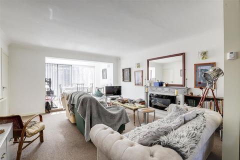 3 bedroom end of terrace house for sale, Cavendish Mews, Nottingham NG7