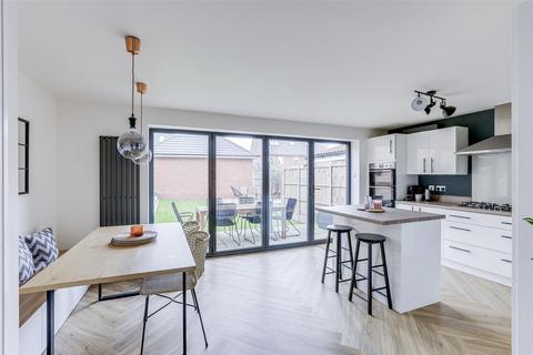 4 bedroom detached house for sale, Johnson Road, Nottingham NG13