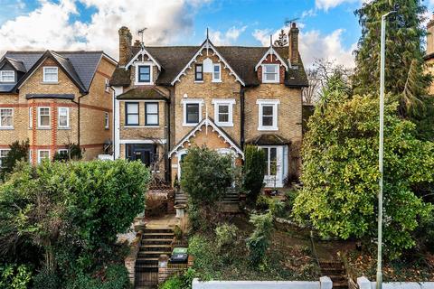 undefined, KINGSTON ROAD, LEATHERHEAD, KT22