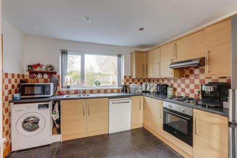 3 bedroom semi-detached house for sale, Forge Avenue, Nottingham NG14