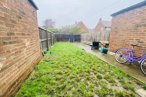2 bedroom house share for sale, Stonebridge Avenue, Hull