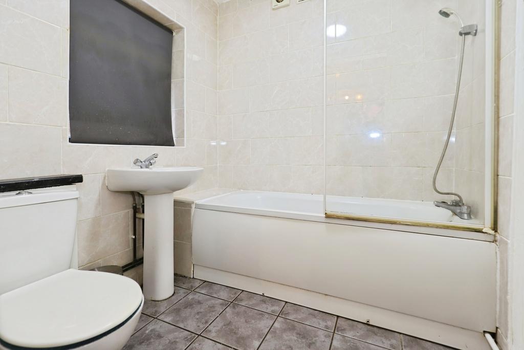 Bathroom / W.C.