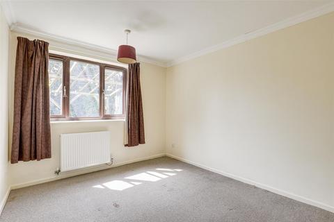 2 bedroom detached bungalow for sale, Lenton Manor, Nottingham NG7