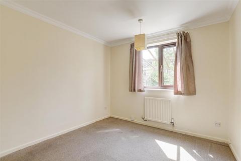 2 bedroom detached bungalow for sale, Lenton Manor, Nottingham NG7