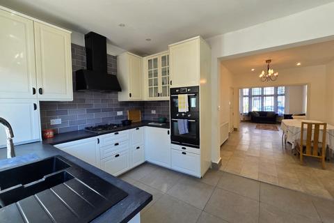 3 bedroom terraced house for sale, Alexandra Road, NW4
