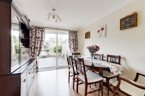 3 bedroom semi-detached house for sale, Hunter Road, Nottingham NG5