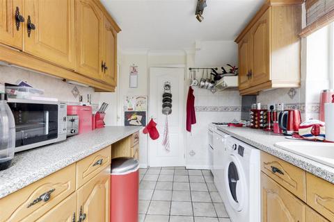 3 bedroom semi-detached house for sale, Hunter Road, Nottingham NG5
