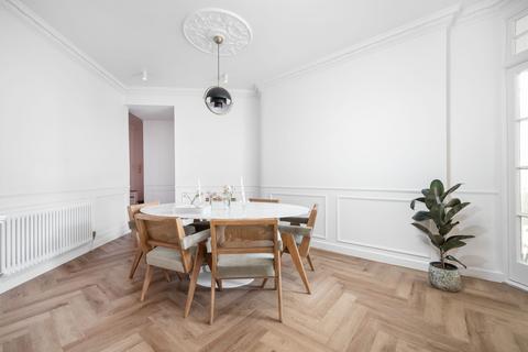 3 bedroom apartment for sale, Rodney Court, Maida Vale, London, W9