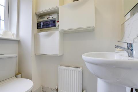 3 bedroom end of terrace house for sale, Bakewell Drive, Nottingham NG5