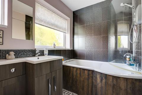 3 bedroom semi-detached house for sale, Arlington Close, Nottingham NG15