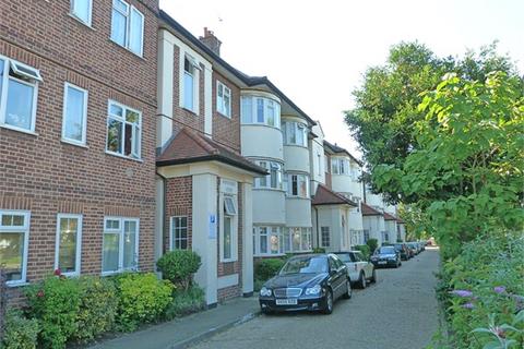 2 bedroom flat to rent - Minehead Court, HARROW HA2