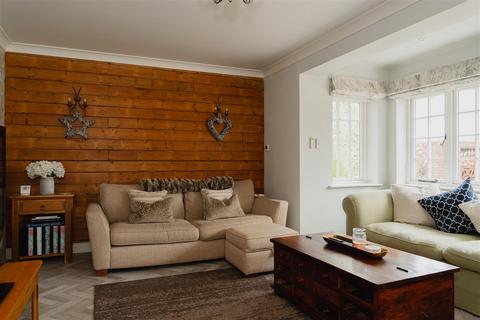 undefined, Pendell Road, Bletchingley