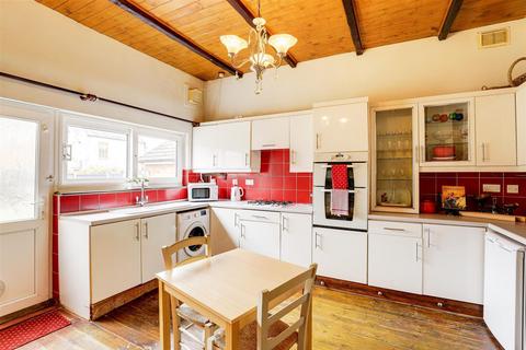 2 bedroom detached bungalow for sale, Acton Road, Nottingham NG5