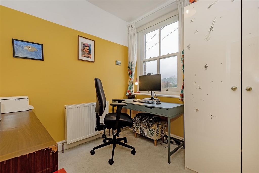 Bedroom 3-1.jpg