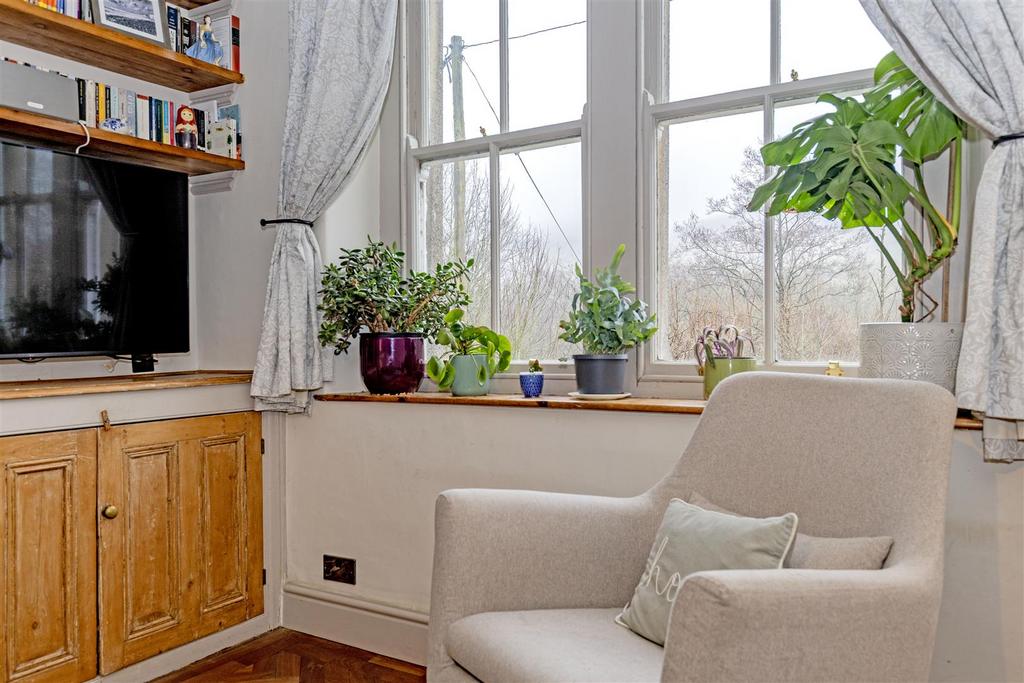 Reception Room-4.jpg