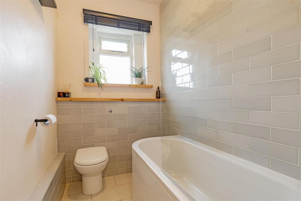 Bathroom-2.jpg