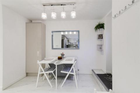 undefined, Danes Close, Nottingham NG5