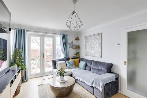 undefined, West Moor, Nottingham NG2